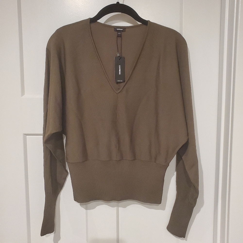 Express Women's V-Neck Sweater, Green, Small